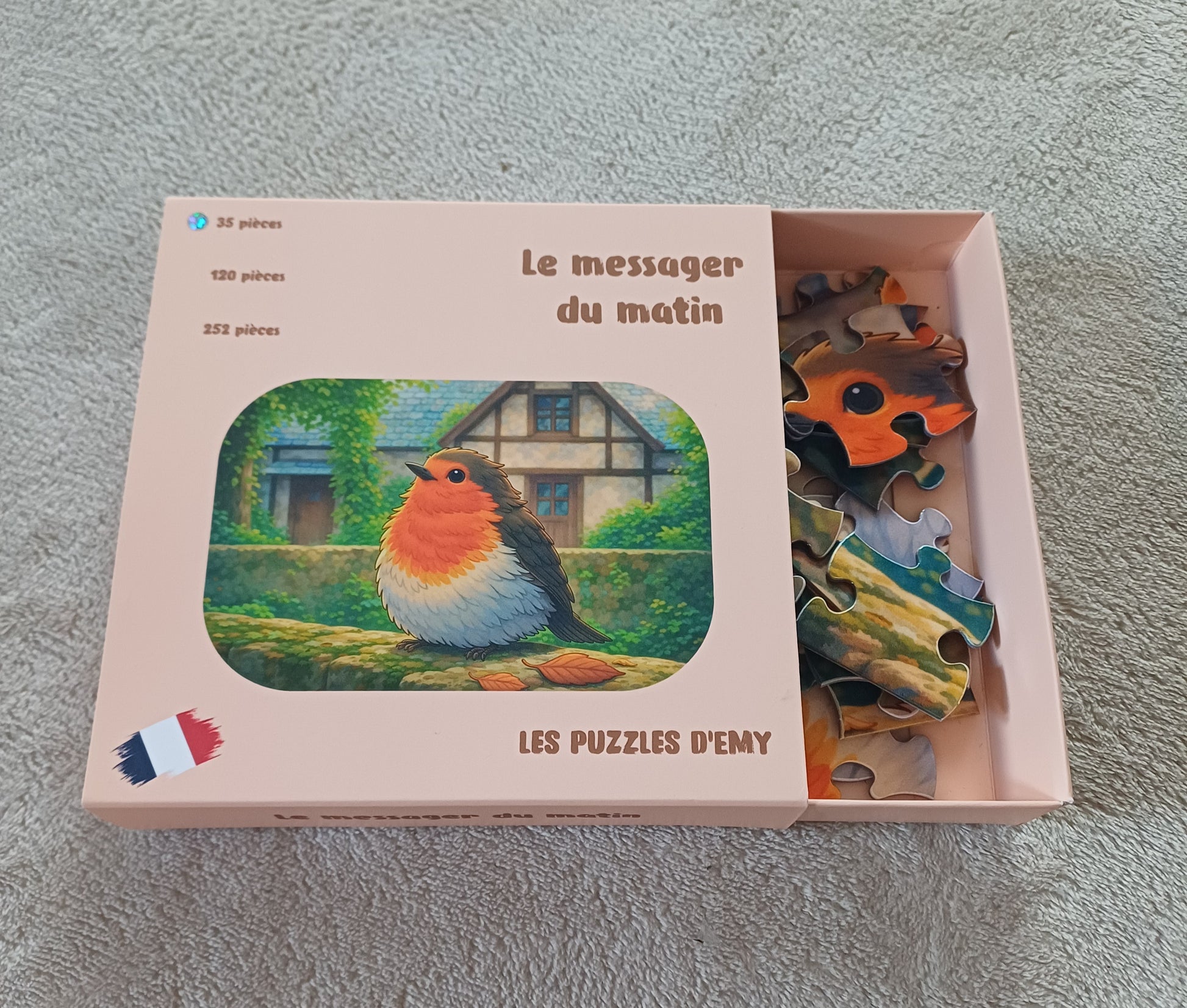 Boite de puzzle 35 pieces.  Puzzle nature rouge gorge . Finition soft touch . Fabrication française